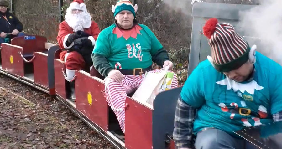 Santa arriving at the grotto 2019